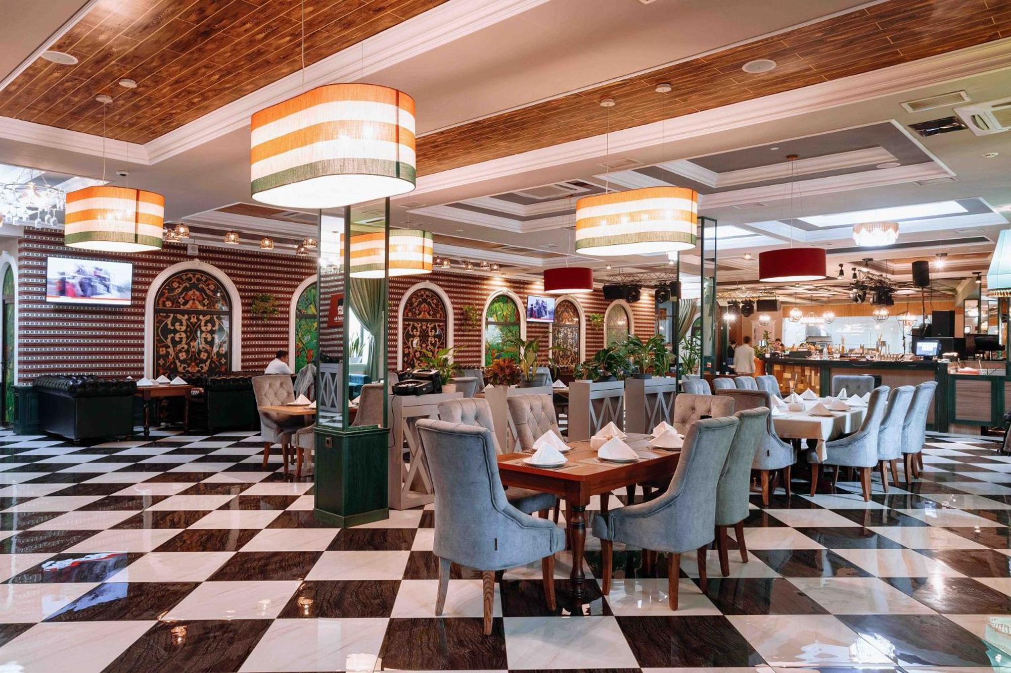 Ramada By Wyndham Shymkent Otel Dış mekan fotoğraf