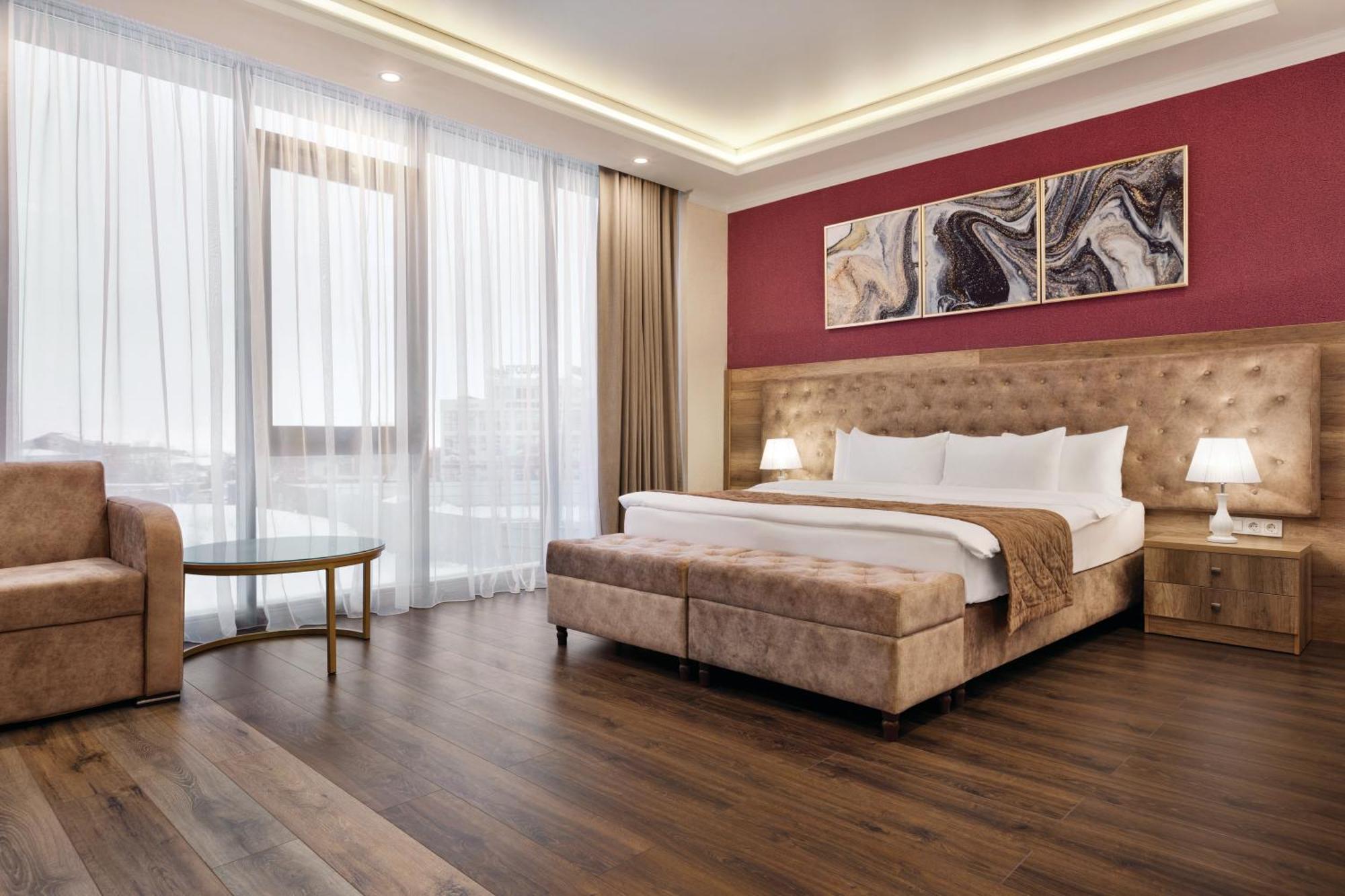 Ramada By Wyndham Shymkent Otel Dış mekan fotoğraf